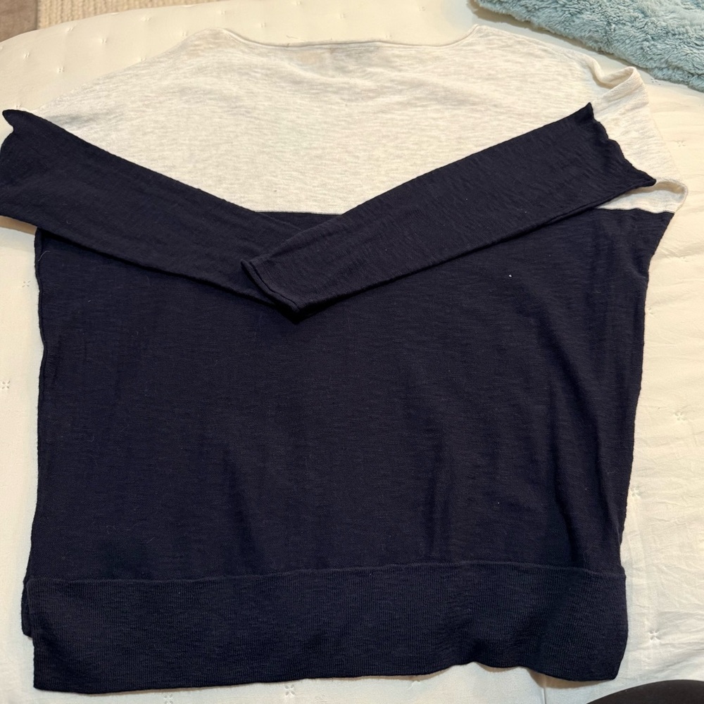 Vince Women’s Boatneck Sweater 100% Cotton Heathered Gray and Navy Size Small